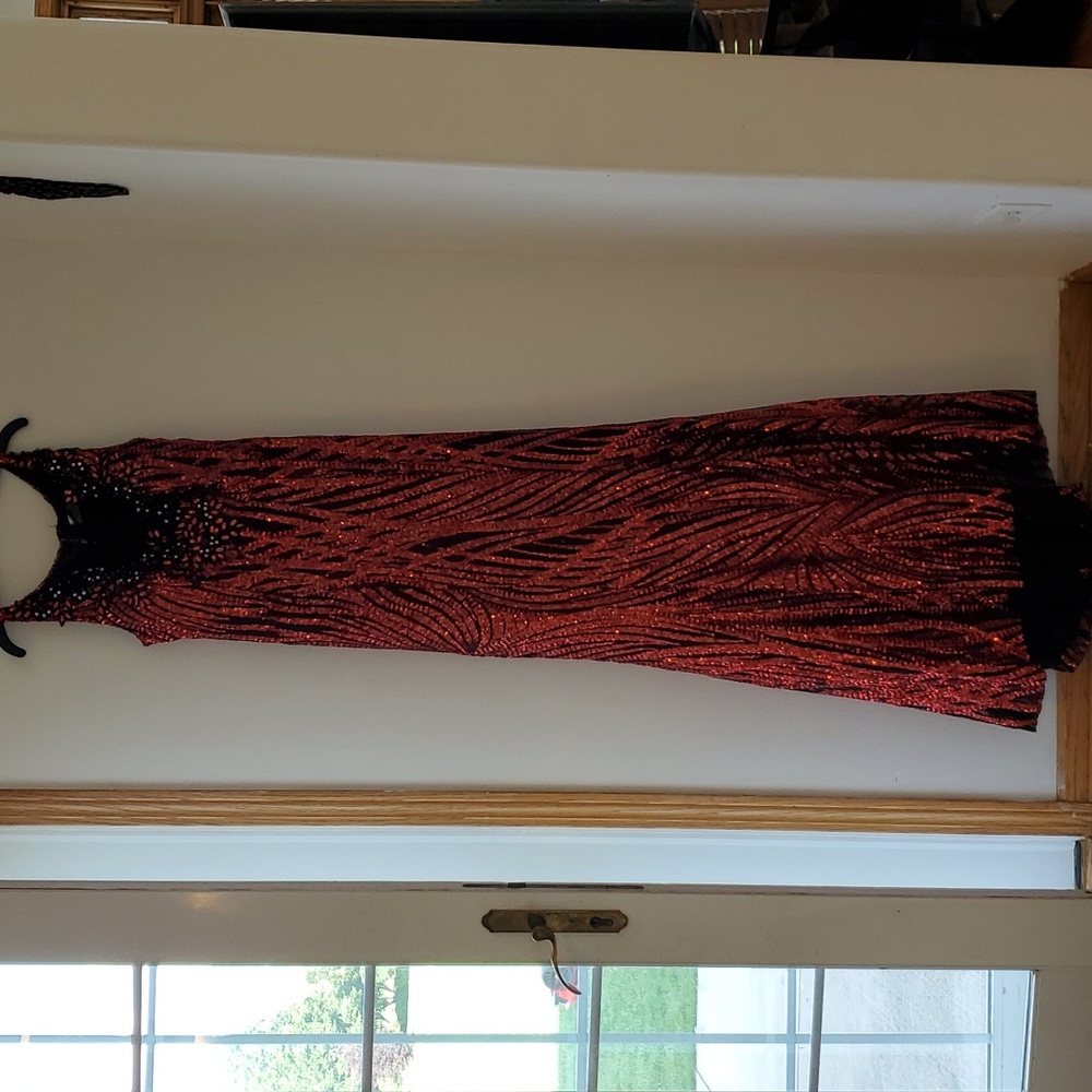 heavy beaded dress with tail black and red mermaid dress